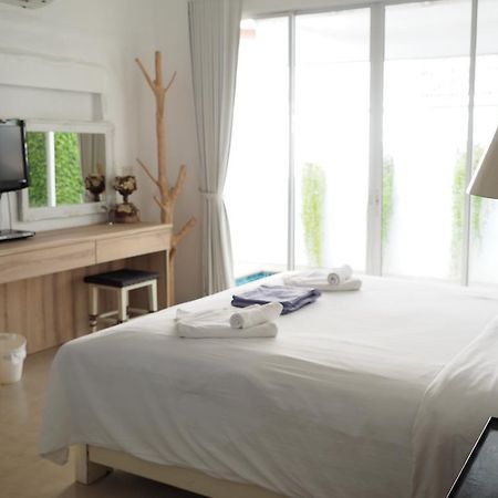 Costa Village Pool Villa Pantai Jomtien Bagian luar foto