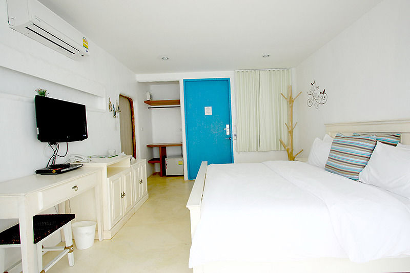Costa Village Pool Villa Pantai Jomtien Bagian luar foto